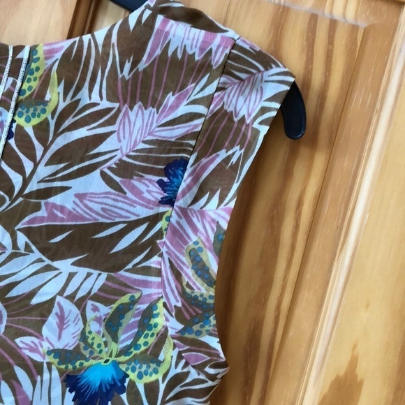 Cabi Top - Size Small - Picture 12 of 14